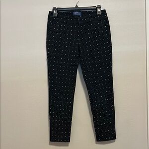 Old Navy Black Skinny Jeans with Chic Pattern